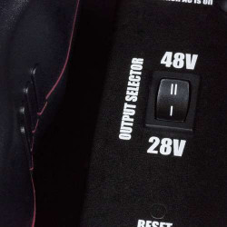 PWS-RUGGED MINI Power-Station Blueshape 48V-28V-14V da produzione sul campo per batterie con attacco V-Lock