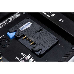 PWS-RUGGED-3S MINI Power-Station Blueshape 48V-28V-14V da produzione sul campo per batterie con attacco Gold-Mount 3-Studs