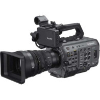 PXW-FX9VK KIT Sony Videocamera Sensore 6K CMOS Full-frame Exmor R + obiettivo FE PZ 28-135mm f / 4 G OSS