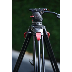 Focus 8 KF08-RLG Cartoni Sistema 2-St-Alu Red Lock