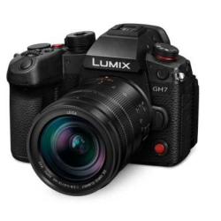 Fotocamera LUMIX GH7 + obiettivo 12-60mm Lumix