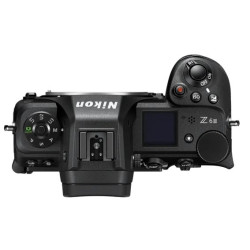 Nikon Z6 III + Z 24-200 f/4-6.3 + SDXC 128GB