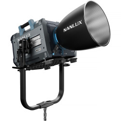 NANLUX EVOKE 5000B, luce LED bi-color, luce da cinema, illuminazione professionale, kit con flight case, luce spot 5000W, NANLUX