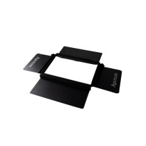 Nova P300c Barn door Aputure