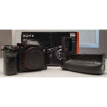 SONY A7RIII CMOS 42.4 MP 4K SOLO CORPO USATA