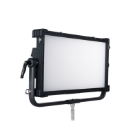 Nanlux - DYNO 650C pannello luce soft RGBWW + Case + Barndoors USATO