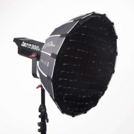 Light Dome Mini II Aputure Fresnel 135.000 lux @ 0,5 m